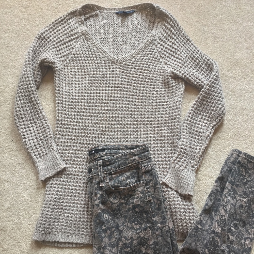 American Eagle Comfy Chunky Beige Sweater